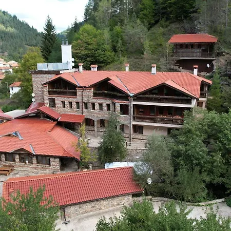 Üdülőközpont Izvorat - изворът